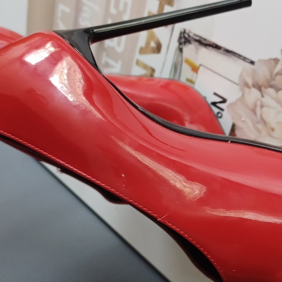 Yves Saint  Laurent heels - Picture 10 of 16